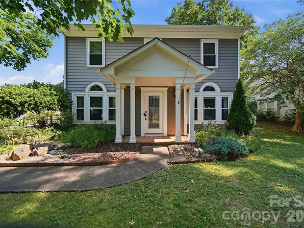 13707 Seaton Dr, Mint Hill, NC 28227