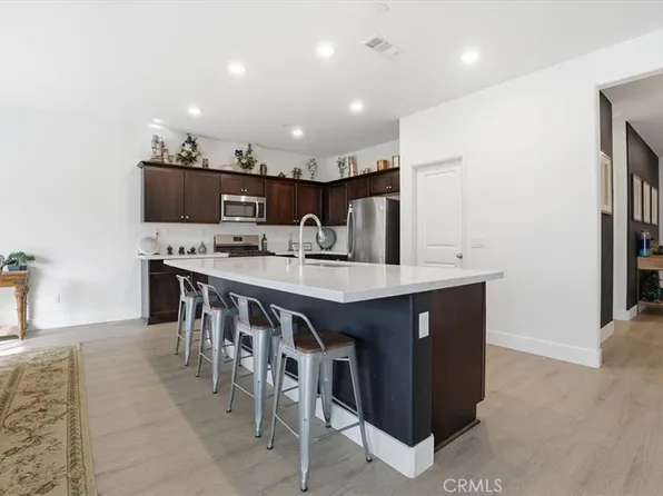 14219 Fir St, Oak Hills, CA 92344