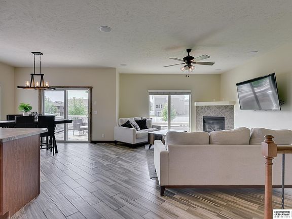 2nd image of 21201 Flagstone Dr
