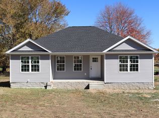 2764 Old Highway 52, Lafayette, TN 37083