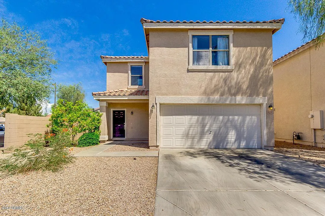 3 bed, 2.5 bath, 1574 sqft, $2,350 — Photo 1