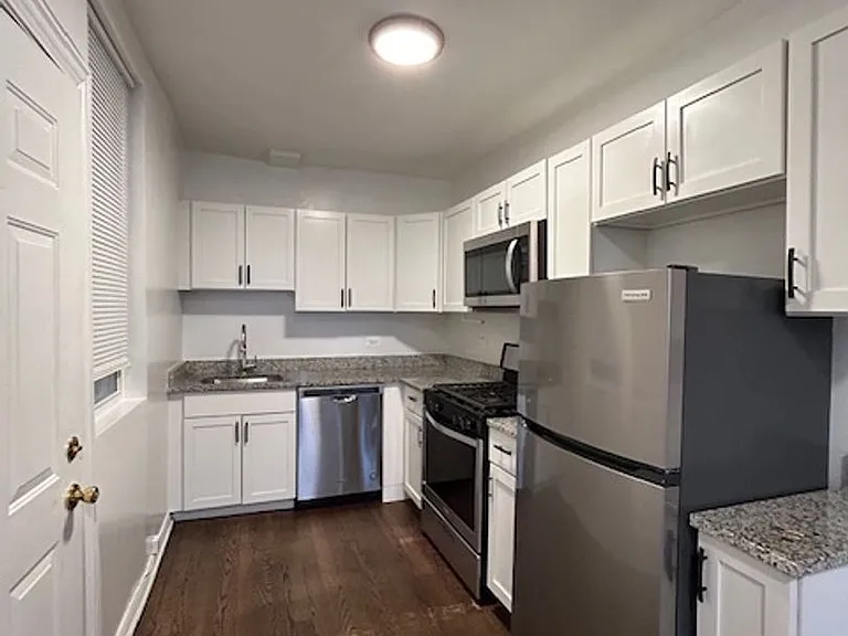 1501-1503 N Kolin 4316 4322 W — Photo 22