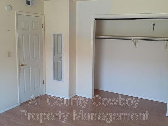 4th image of 2371 Harrison St #E1