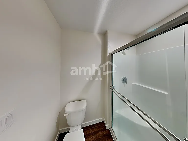 1318 NE 11th Ave — Photo 11