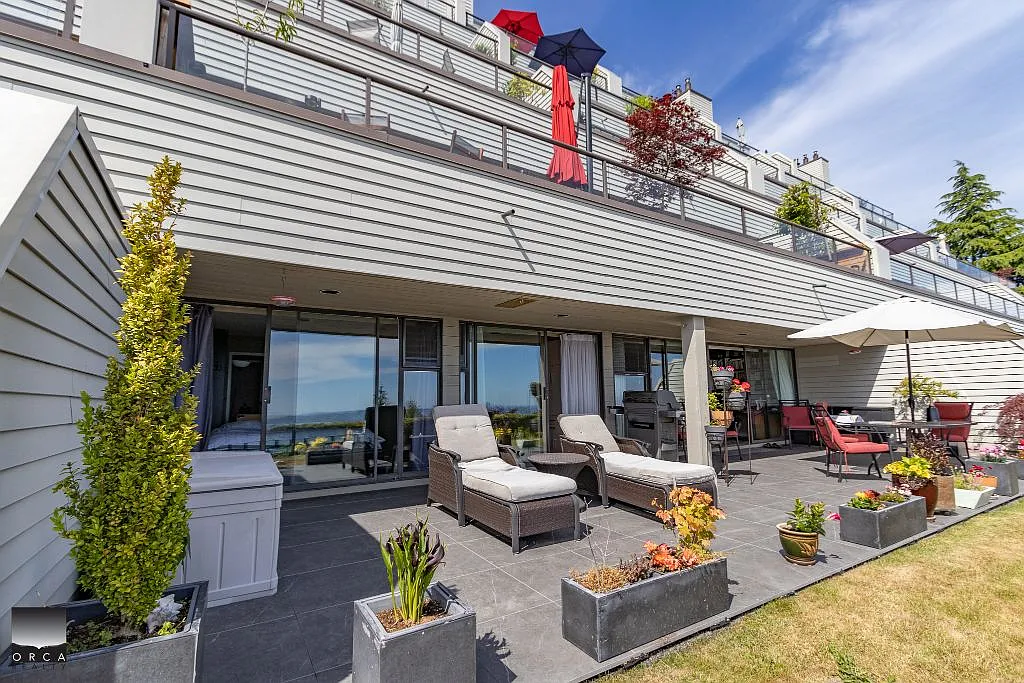 11 Folkstone Way, West Vancouver — Photo 1