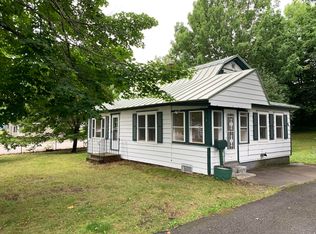 7 Western Ave, East Millinocket, ME 04430