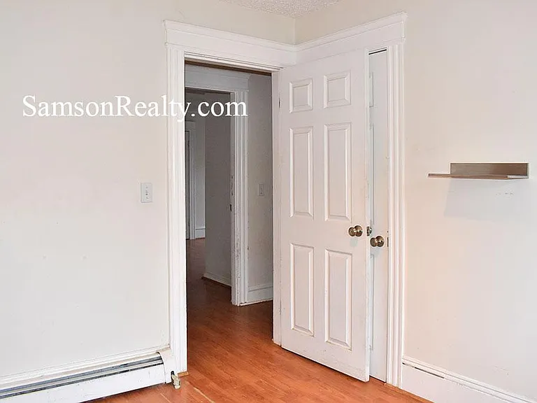 142 Elton St #3 — Photo 9