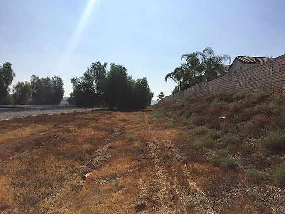 lomalinda05