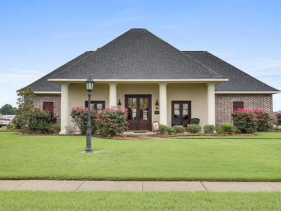 2nd image of 203 Cherry Blossom Ln