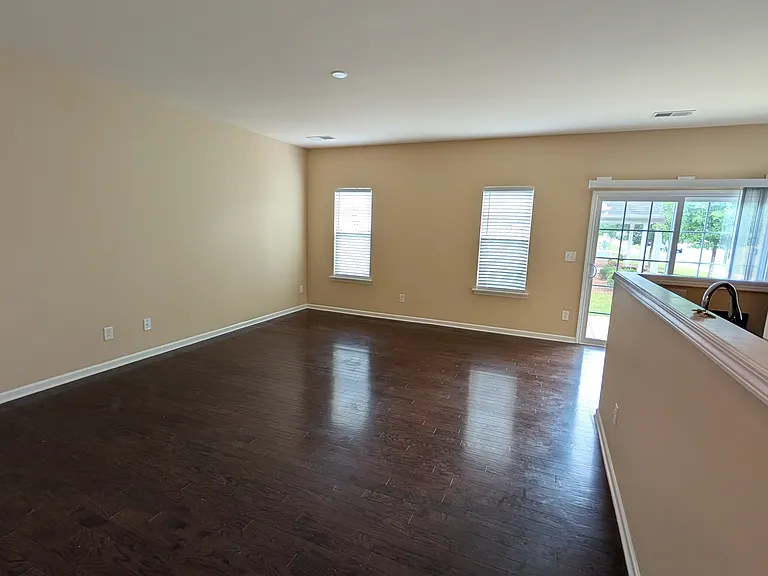 5013 Spring Arbor Ln — Photo 7