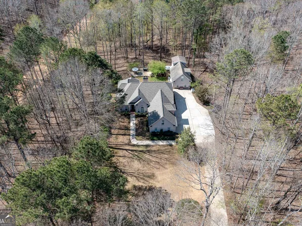 5805 W Chapel Hill Rd, Douglasville, GA 30135