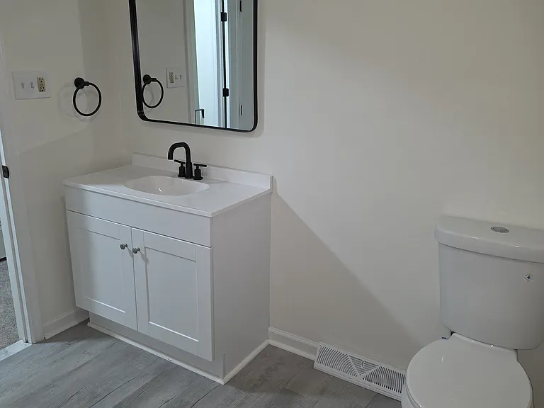 1159 Adams Ct — Photo 13