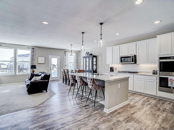 4th image of 5049 Sandpebble Ln