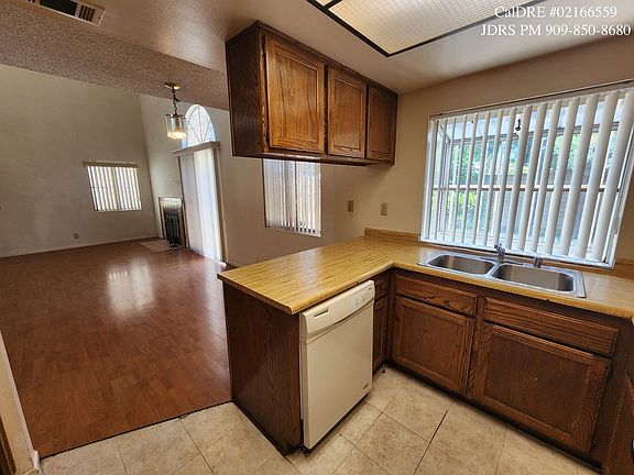 4th image of 13178 Francisquito Ave