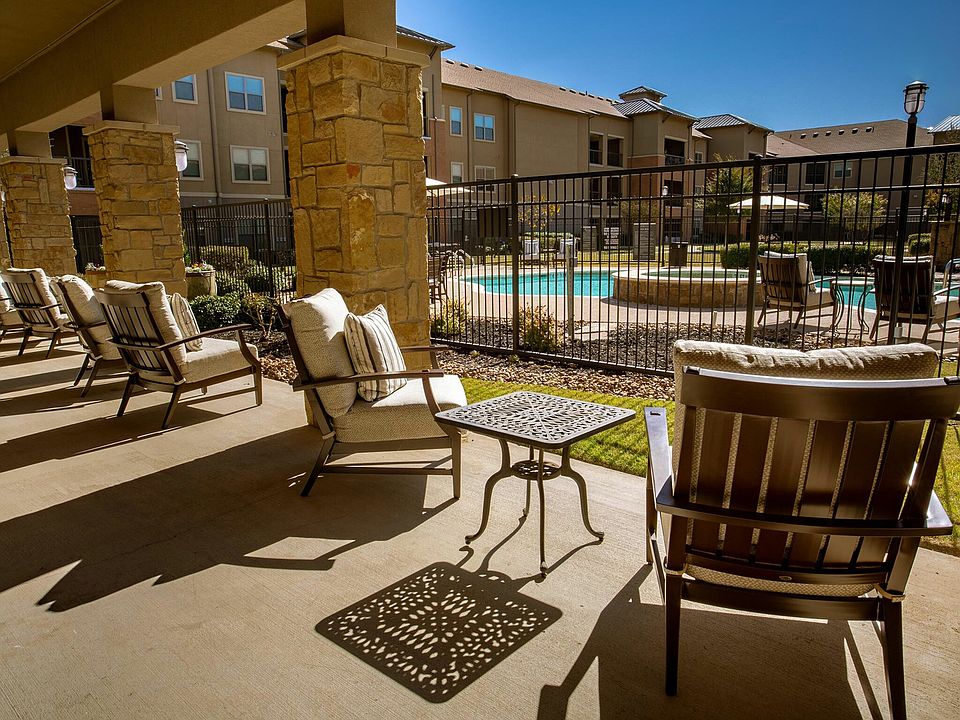 Viceroy Apartments 2155 Arkansas Ln Grand Prairie TX Zillow