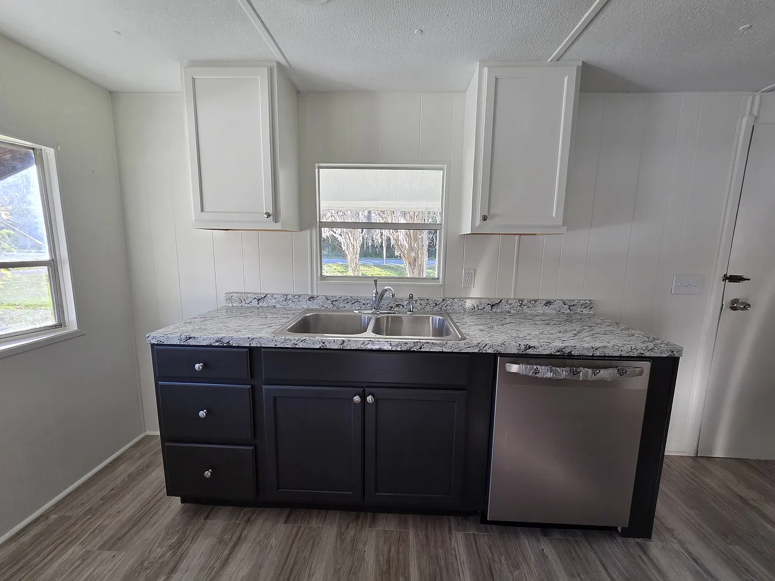 2 bed, 672 sqft, $1,100 — Photo 4