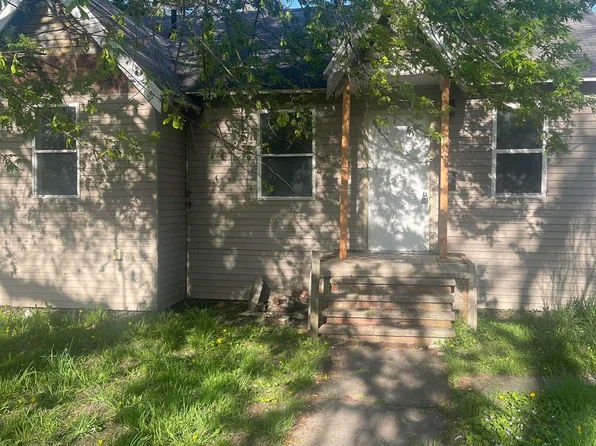 2726 Lowell Ave, Saginaw, MI 48601