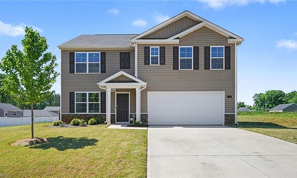 1st image of 161 Hickory View Ln