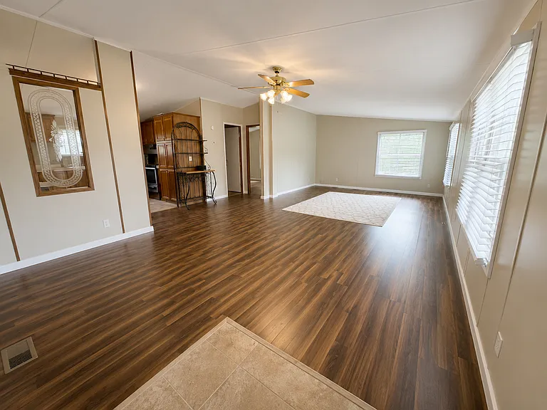 402 County Road 126A — Photo 3