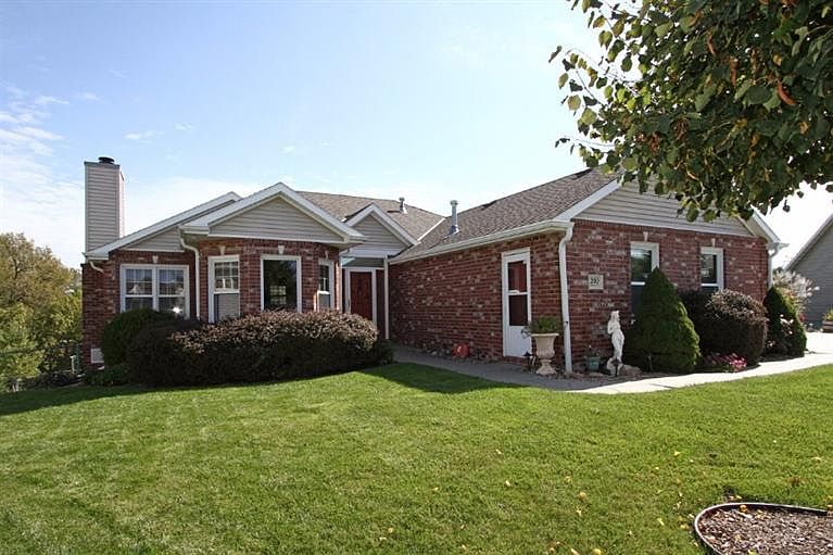 1st image of 200 Wenzel Cir