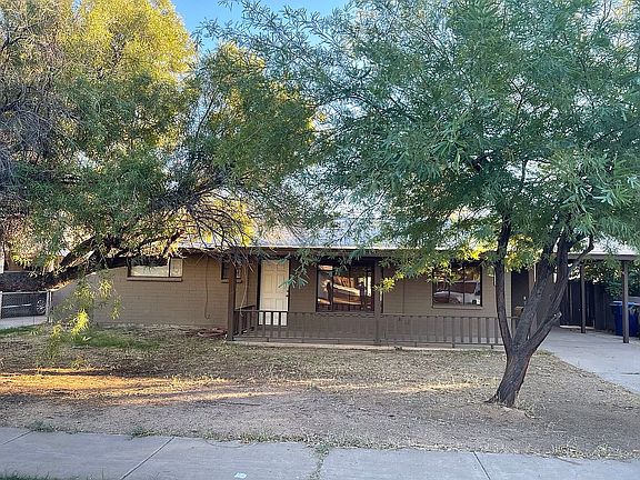 2nd image of 1265 E Elton Ave