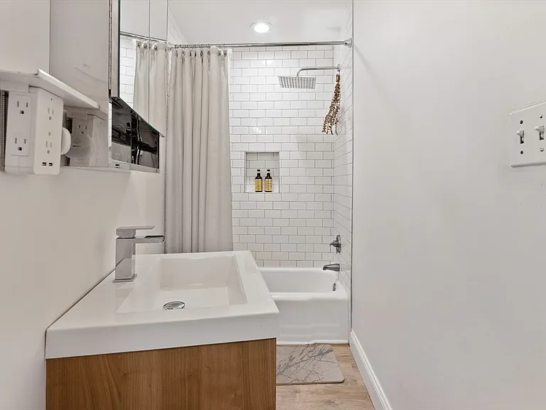764 Cambridge St #4 — Photo 12