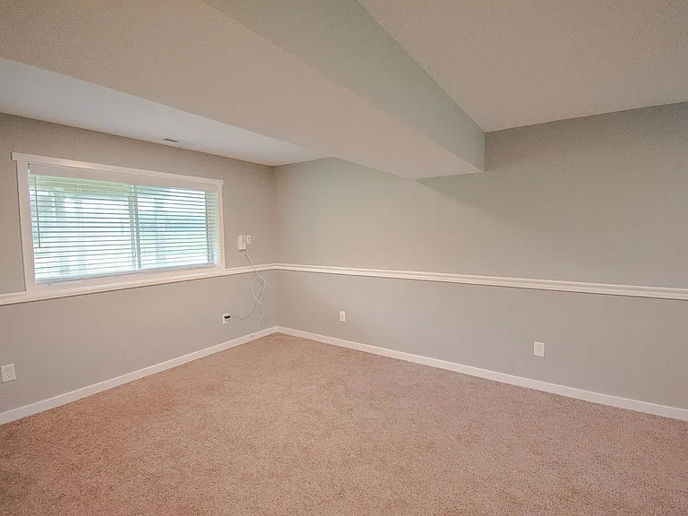 4271 Trumpeter Dr SE — Photo 18