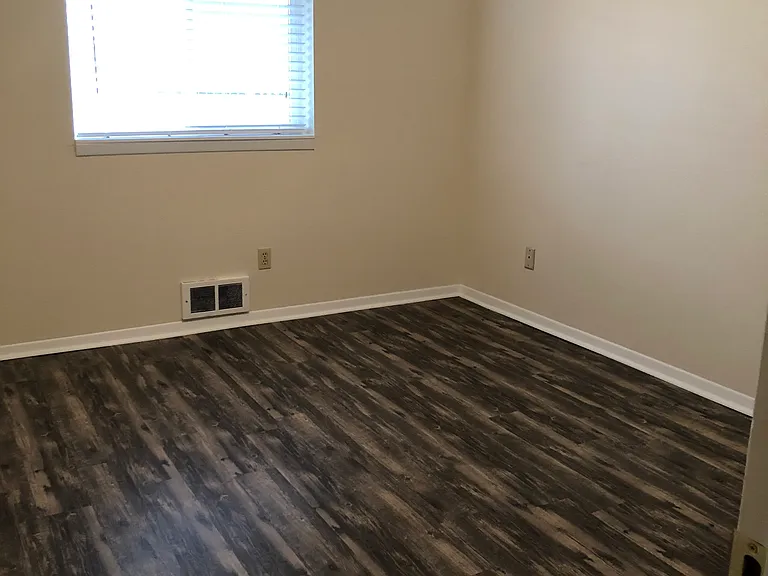 376 Catron St N #1 — Photo 10