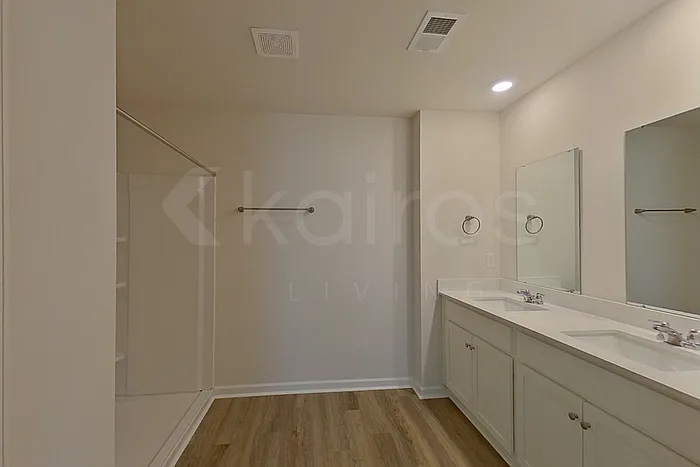 118 Overstreet Way — Photo 12