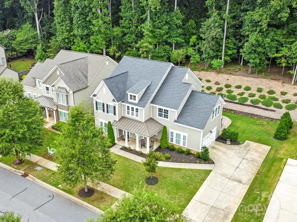 11216 Preservation Ln, Charlotte, NC 28278