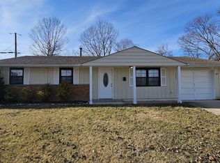 1482 Continental Dr, Cincinnati, OH 45246