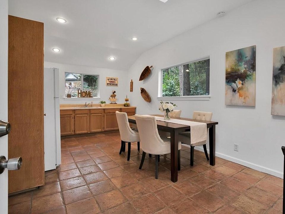 1st image of 22542 Echo Dr