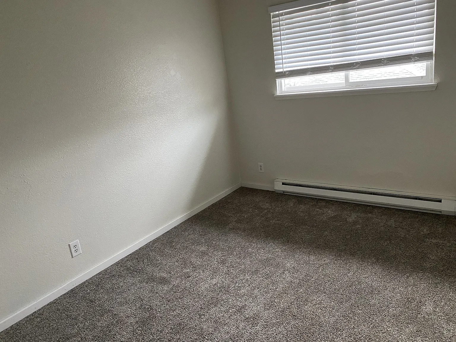 172 Salem Heights Ave SE - 184 — Photo 2