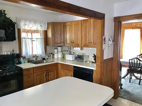 2nd image of 25 Odell Ave