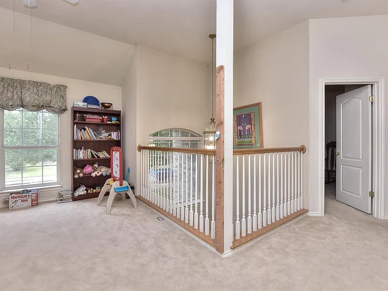 1609 Colton Way SW — Photo 22