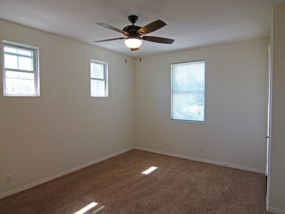 5th image of 786 W 1st St