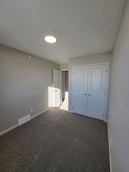 Calgary House for rent - 4 Bedrooms — photo 26