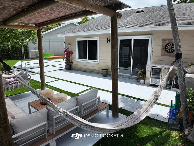 14605 SW 142nd Pl — Photo 35