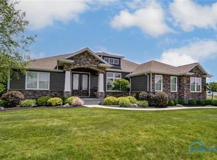 6630 Still Waters Dr, Findlay, OH 45840