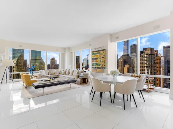 845 United Nations Plaza image 1 of 17