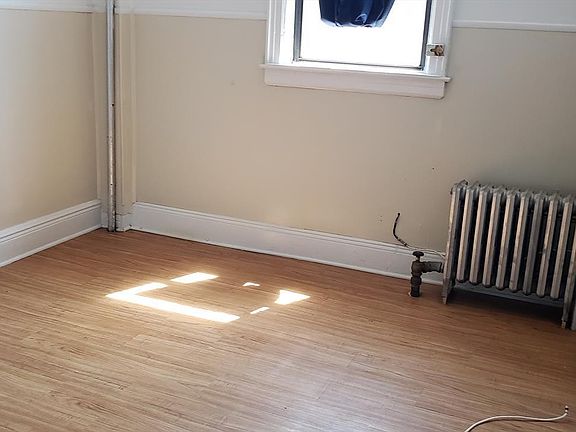 4th image of 471 Carroll St #1A
