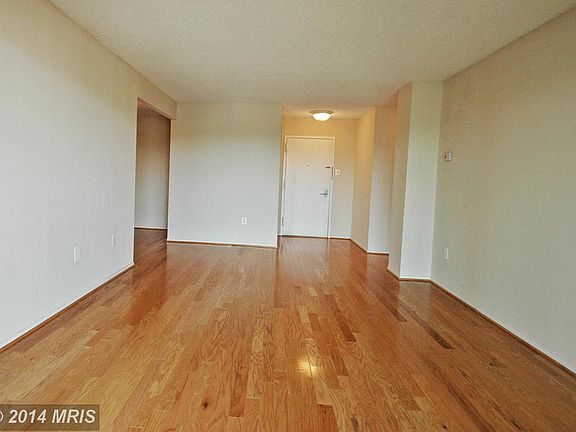 3rd image of 4500 S Four Mile Run Dr APT 1233