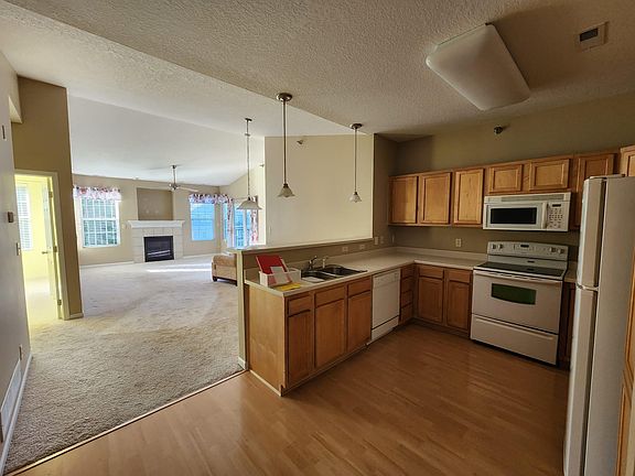 2nd image of 1311 SE University Ave Unit 103