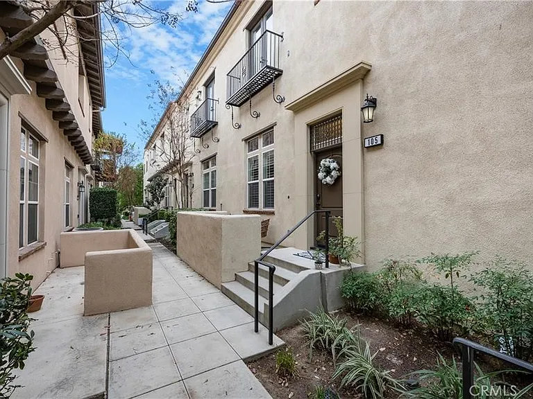 4432 Owens St #105 — Photo 51