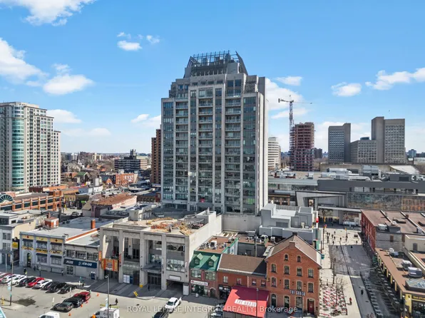 90 George St #1207, Ottawa, ON K1N 0A8
