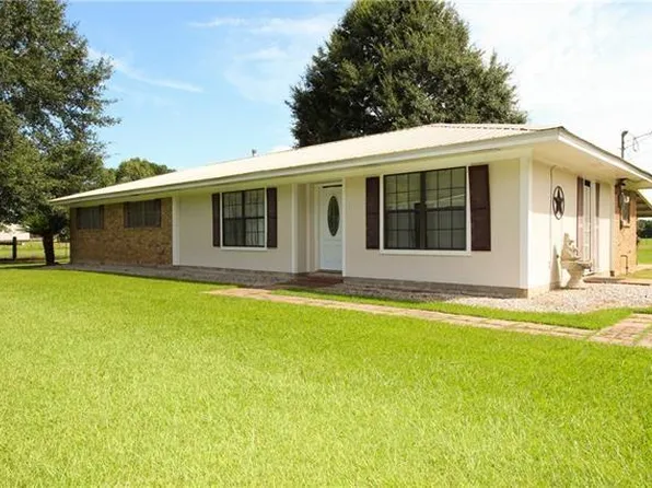 1281 1188th Hwy, Hessmer, LA 71341