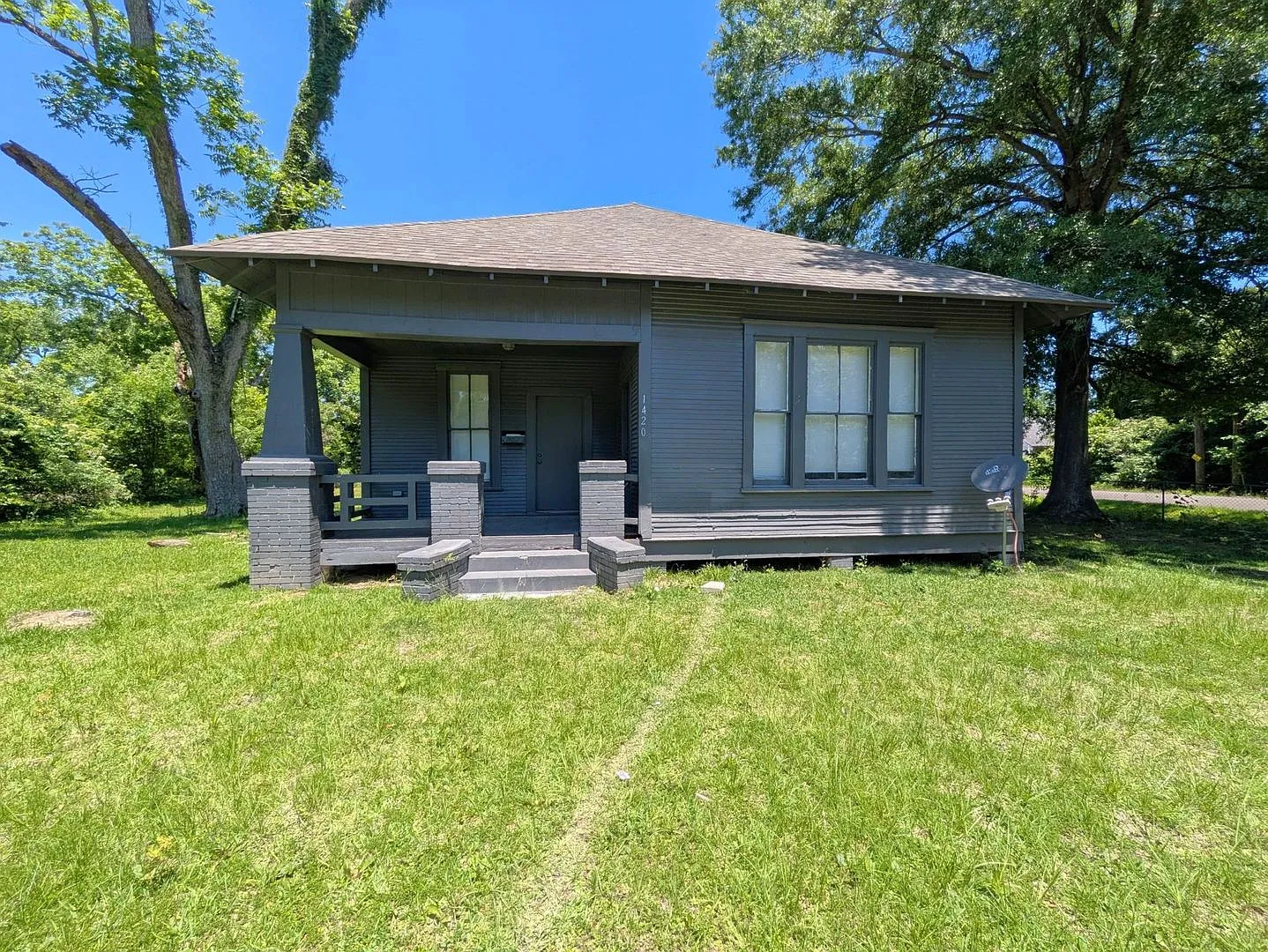 1420 Live Oak St., Beaumont, TX 77703 — Photo 2