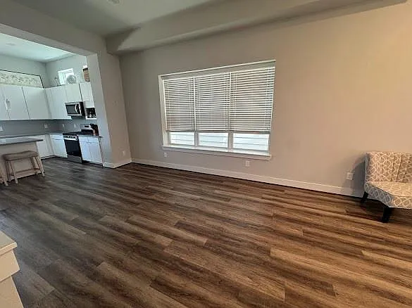 1282 N Post Oak Rd #A — Photo 5