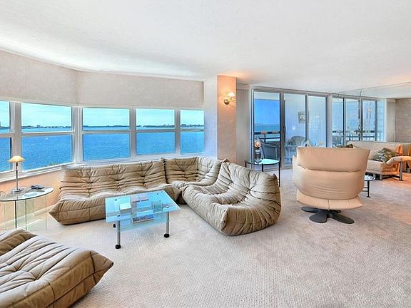 5th image of 988 Blvd Of The Arts APT 1009