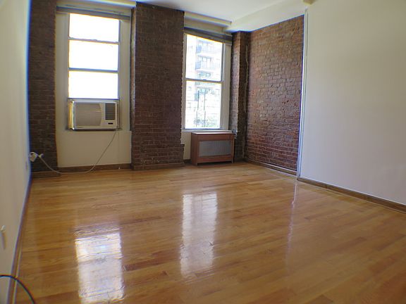3rd image of 401 E 79th St APT 2N